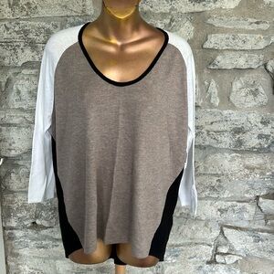 Colour block knit top